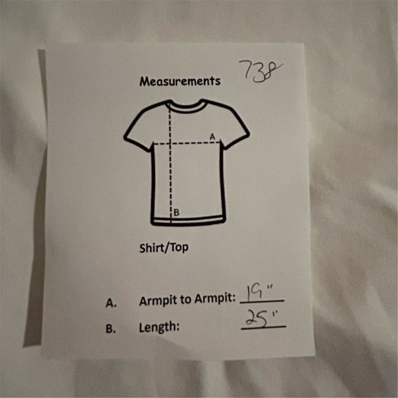 Under Armour Women's V-Neck Tee M White Short Sleeve Casual Top - Picture 8 of 8